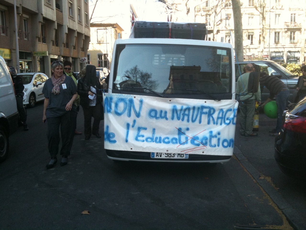 700 professeurs ont manifesté lundi à Lyon