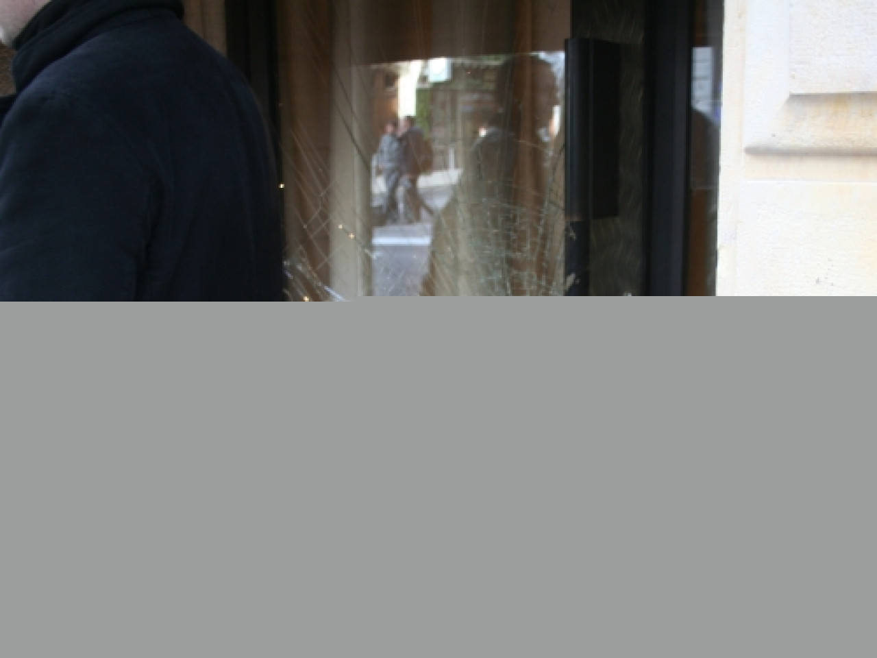 Braquage de bijouterie à Amplepluis Braquage de bijouterie à Amplepluis