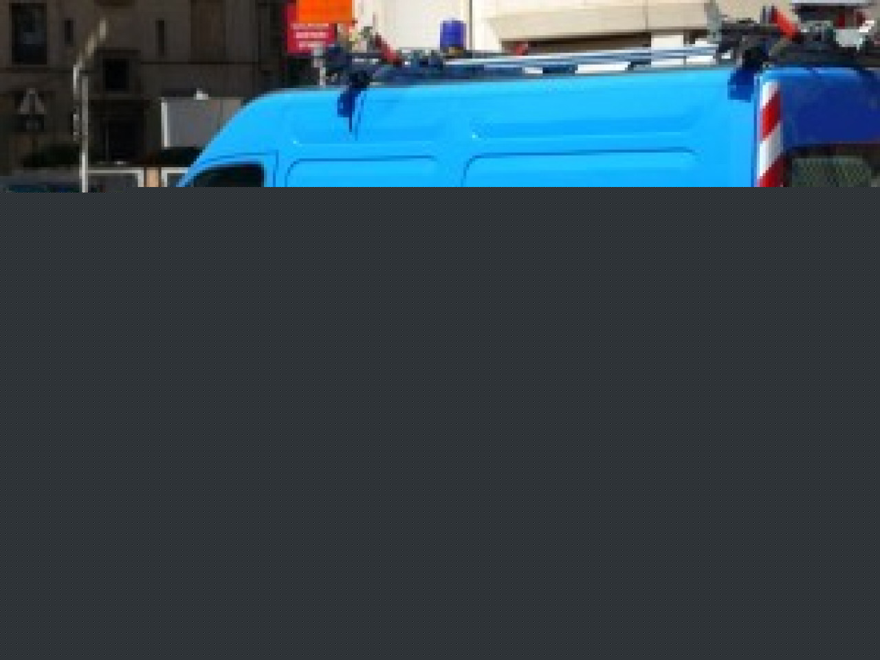 Chutes de pylônes au Carré-de-Soie Chutes de pylônes au Carré-de-Soie