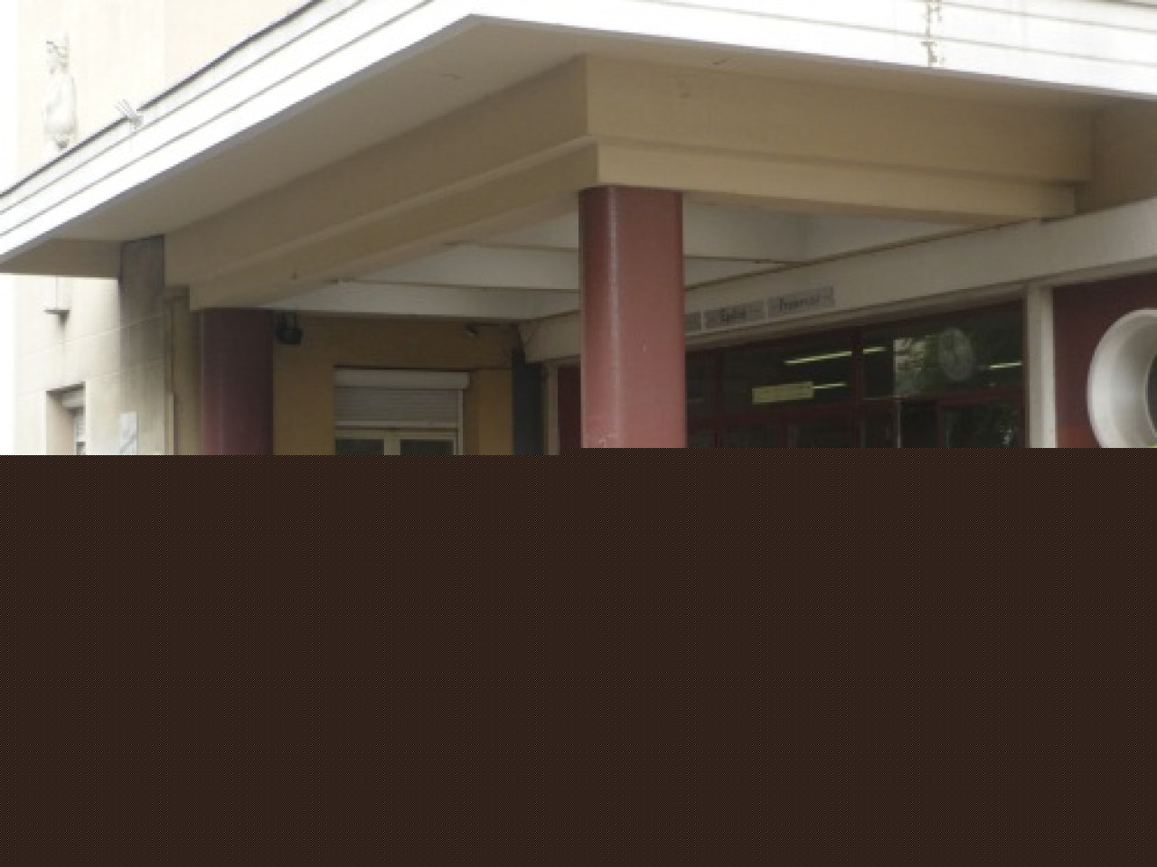 Deux jeunes agressés alors qu’ils distribuaient des tracts devant un établissement scolaire de Bron Deux jeunes agressés alors qu’ils distribuaient des tracts devant un établissement scolaire de Bron