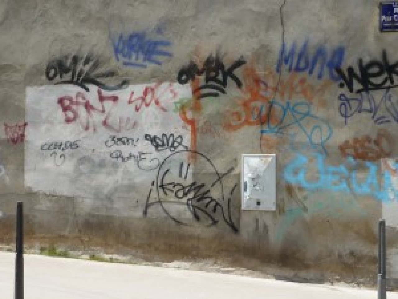 Huit mois de prison avec sursis pour des tags racistes Huit mois de prison avec sursis pour des tags racistes