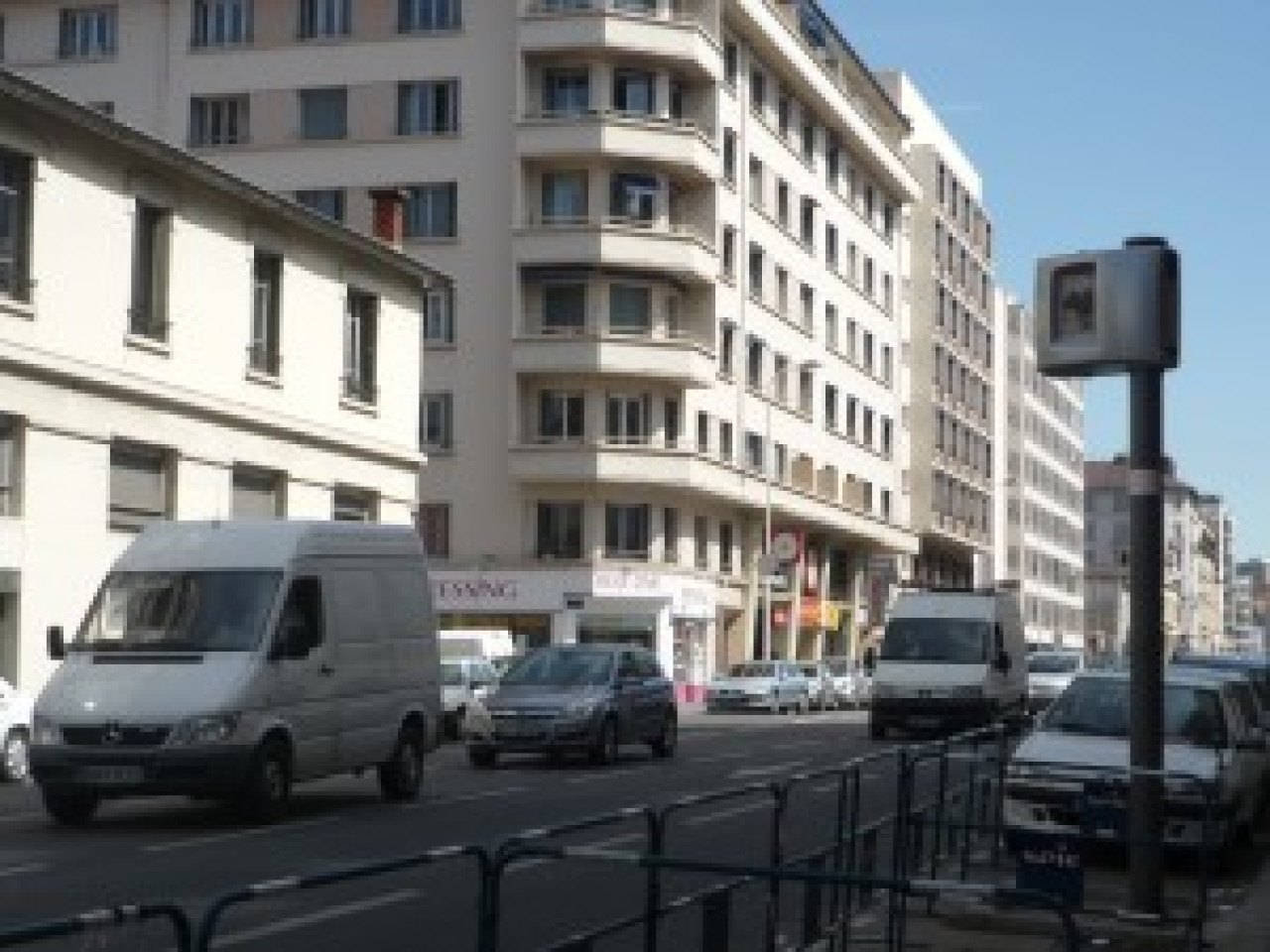 Il va y avoir un nouveau radar aux feux rouges à Lyon Il va y avoir un nouveau radar aux feux rouges à Lyon