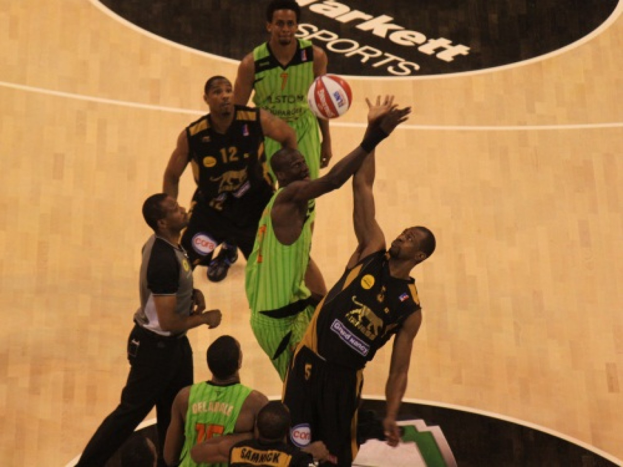 L’ASVEL n’est plus qu’à une victoire de Bercy L’ASVEL n’est plus qu’à une victoire de Bercy