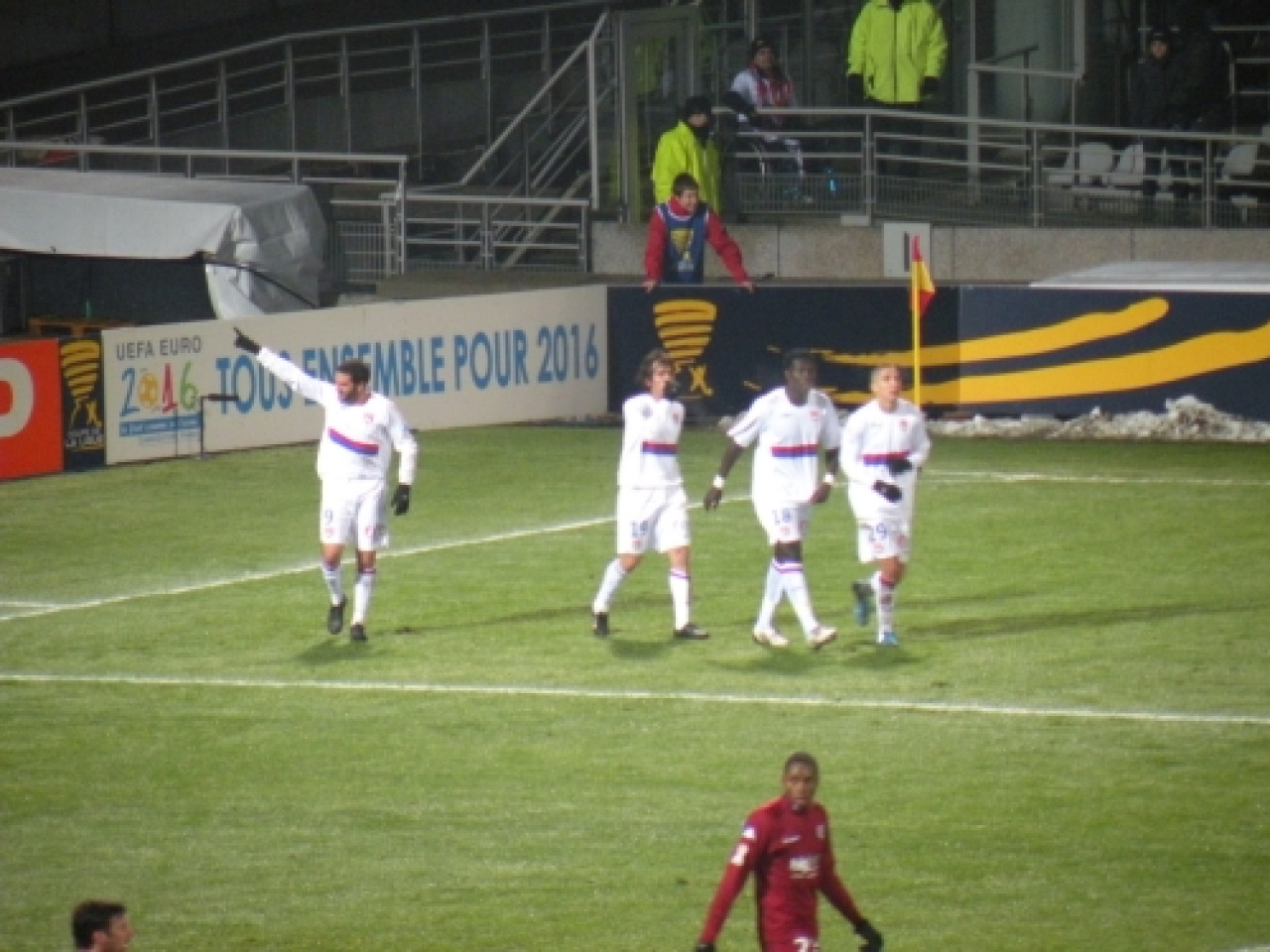 L’OL compte toujours 11 points de retard sur Bordeaux L’OL compte toujours 11 points de retard sur Bordeaux