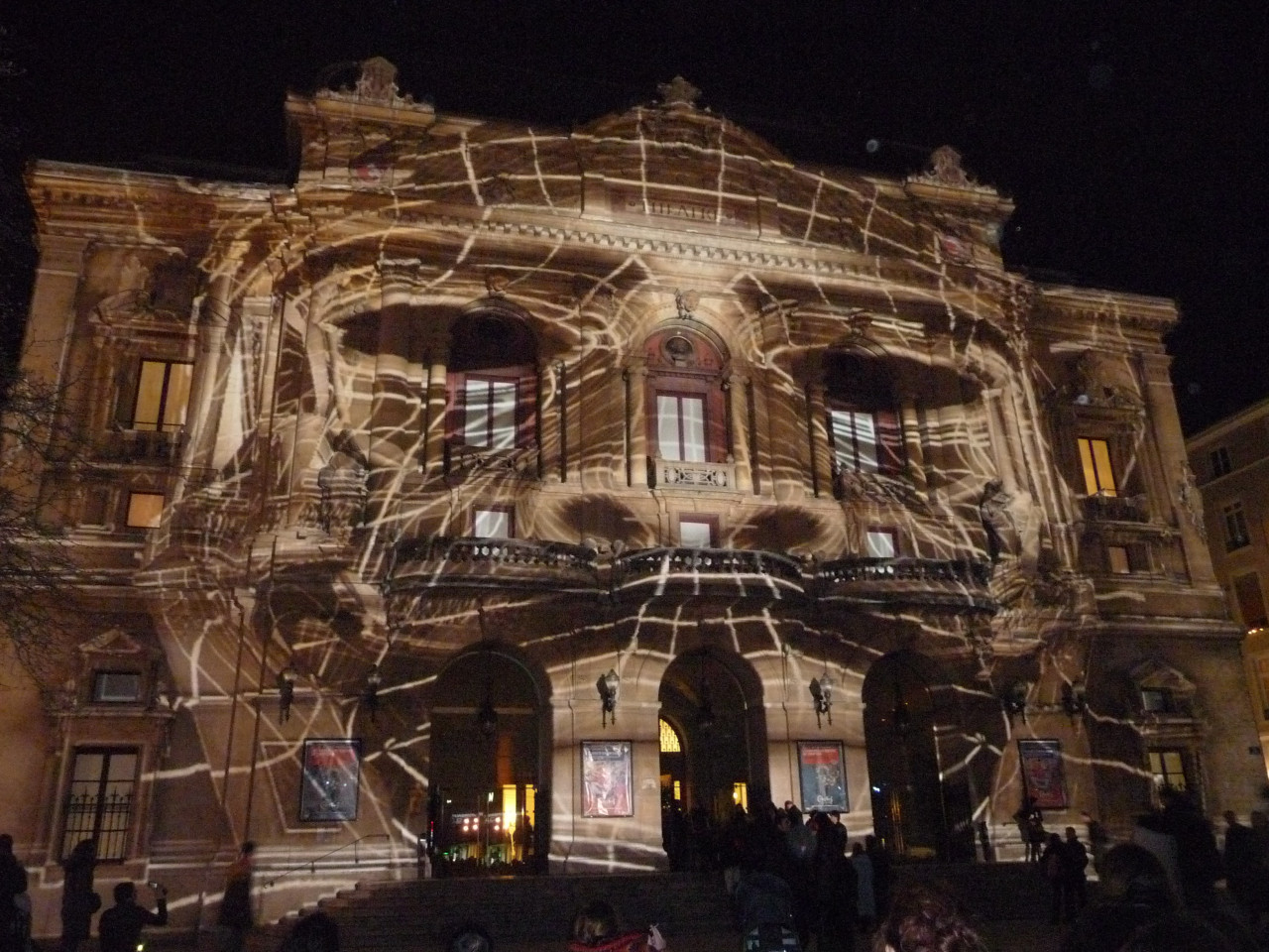 La F&ecirc;te des Lumi&egrave;res 2010 a attir&eacute; du monde