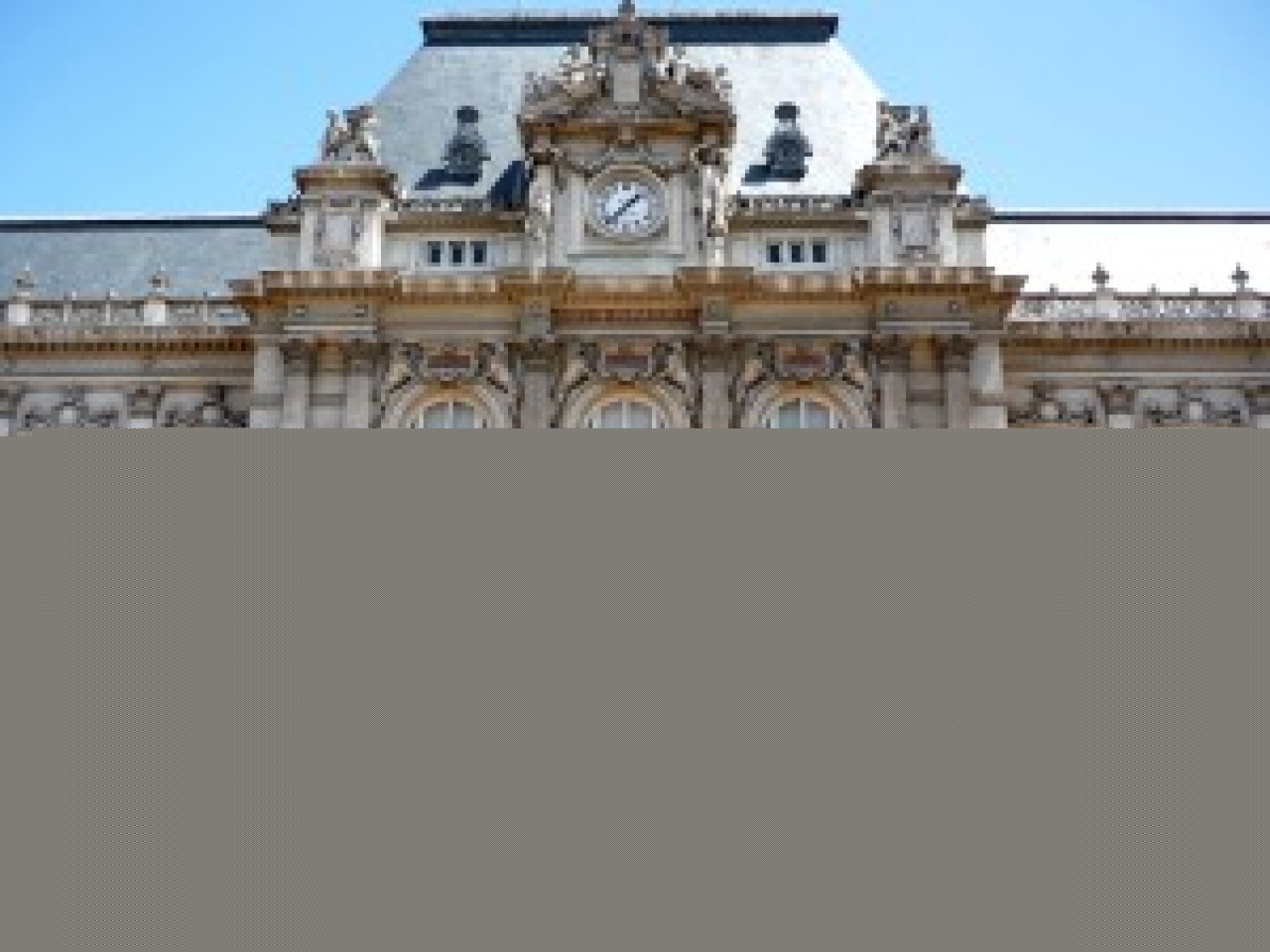 La pr&eacute;fecture du Rh&ocirc;ne ferm&eacute;e lundi