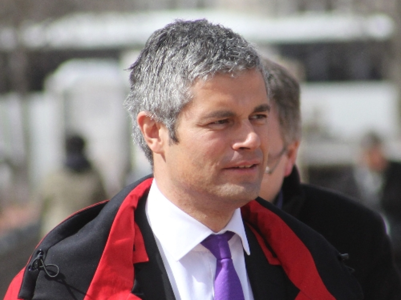 Laurent Wauquiez "dit tout haut ce que beaucoup de Français pensent tout bas" Laurent Wauquiez "dit tout haut ce que beaucoup de Français pensent tout bas"