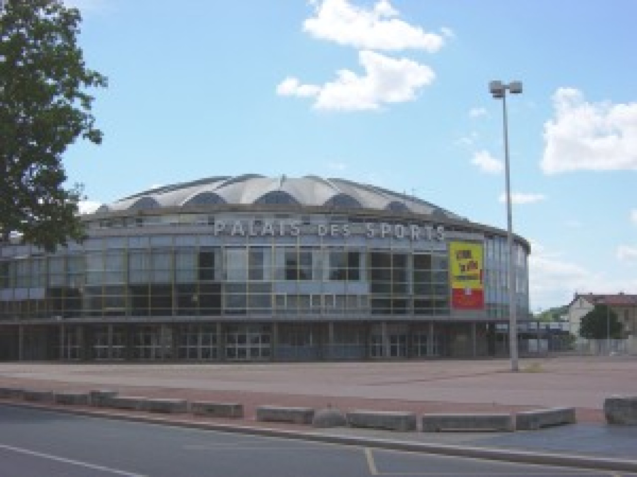 Le Supercross enflamme le Palais des Sports de Gerland
