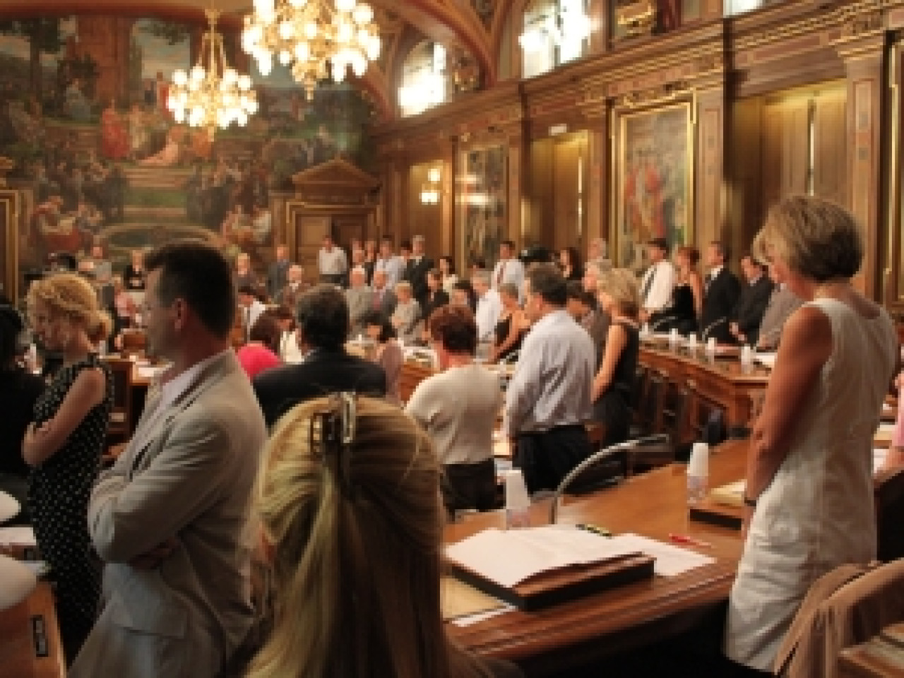 Les &eacute;lus du Conseil Municipal approuve le compte final de 2009