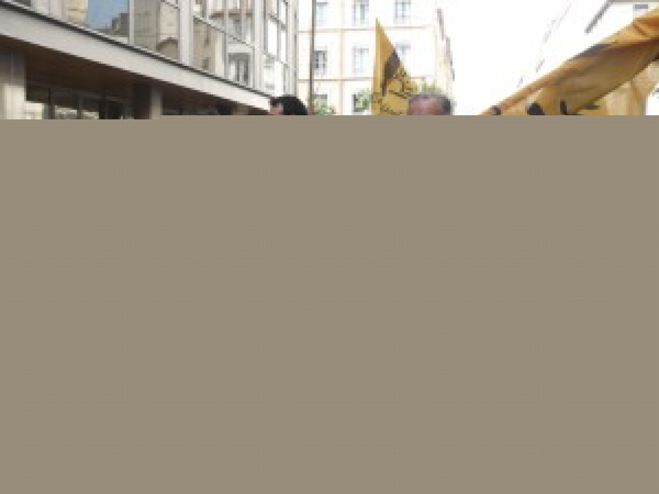 Les producteurs de lait ont men&eacute; une action symbolique &agrave; Lyon lundi matin