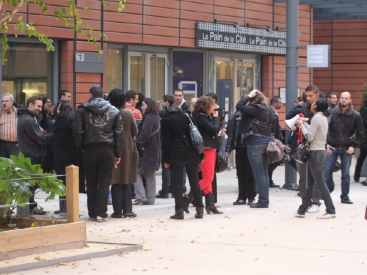 Mobilisation des salariés du centre d’appels Téléperformance Mobilisation des salariés du centre d’appels Téléperformance