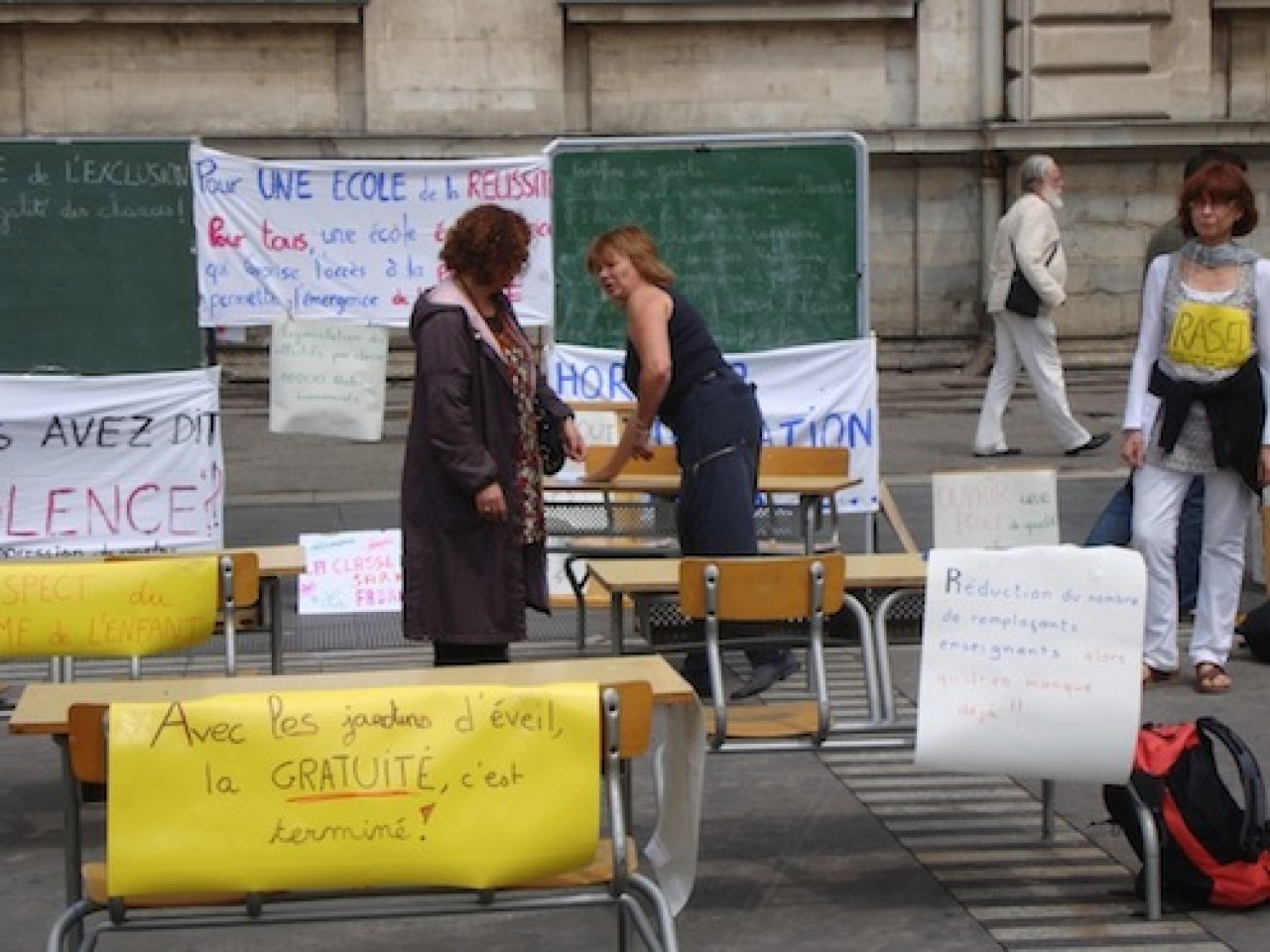 Nouvelle mobilisation contre les non-remplacements de profs Nouvelle mobilisation contre les non-remplacements de profs