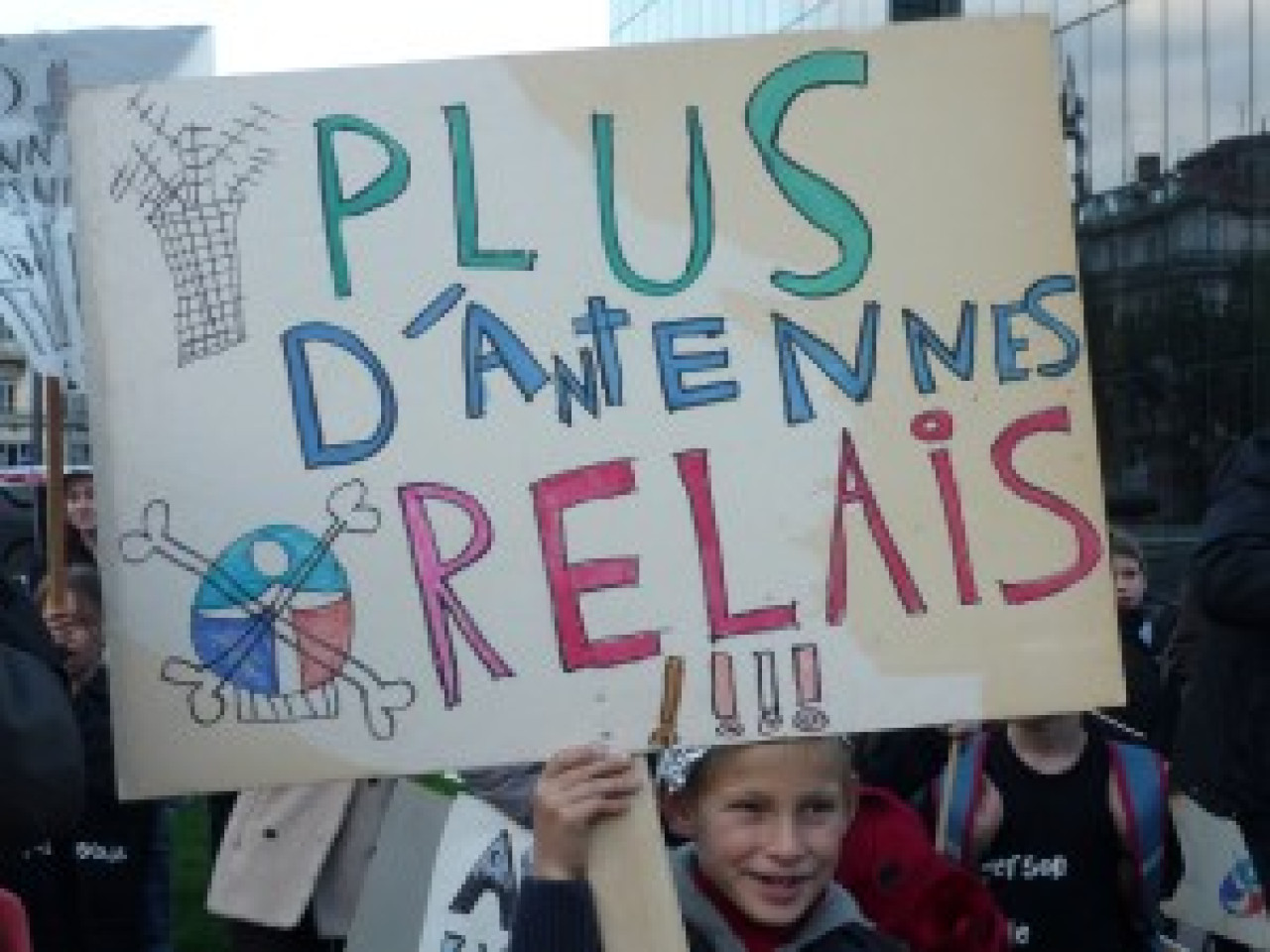 On reparle de l’antenne-relais située au-dessus de la cour de l’école Gerson