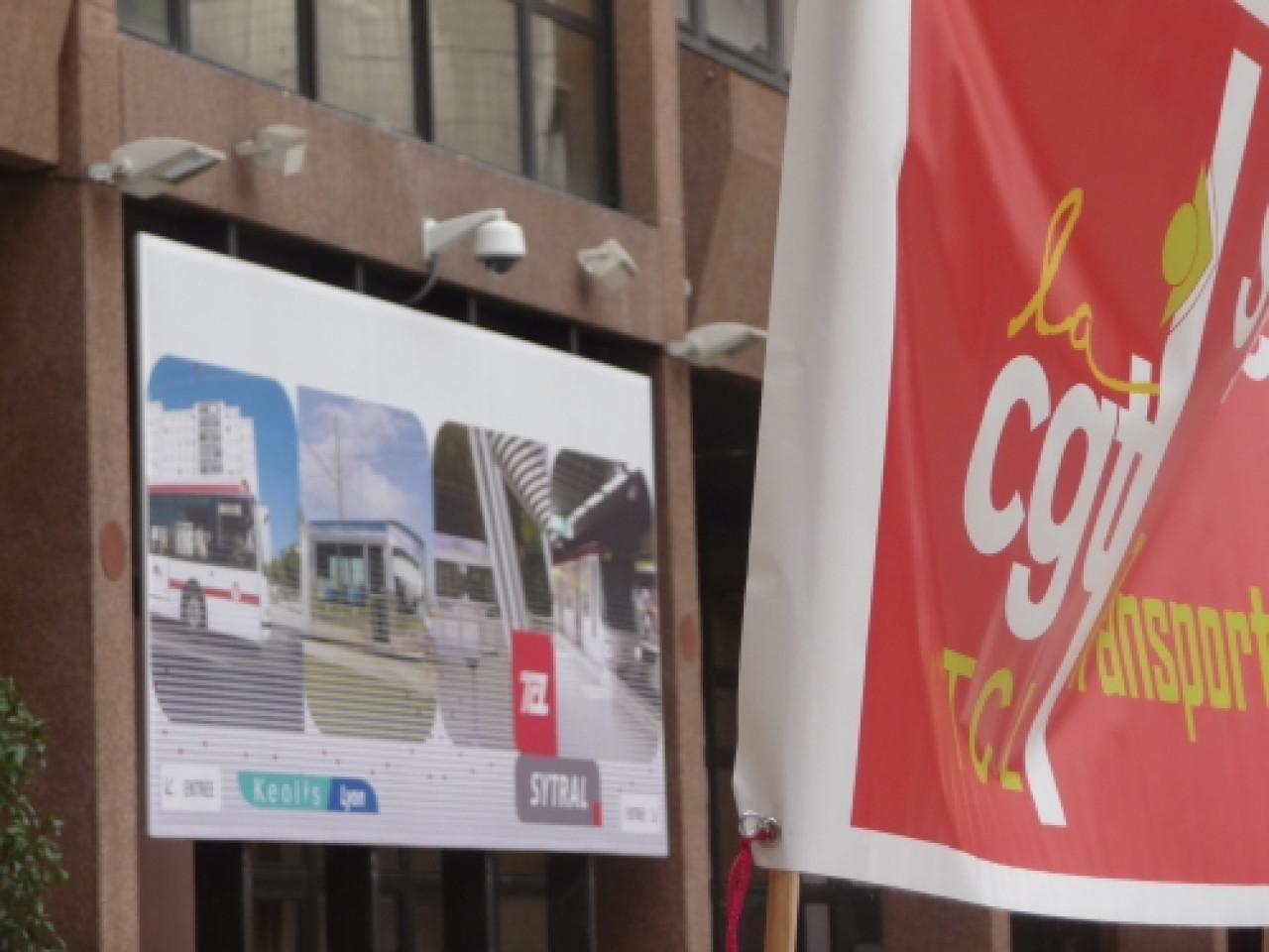 Réunion reportée à mercredi entre Keolis et l’intersyndicale Réunion reportée à mercredi entre Keolis et l’intersyndicale