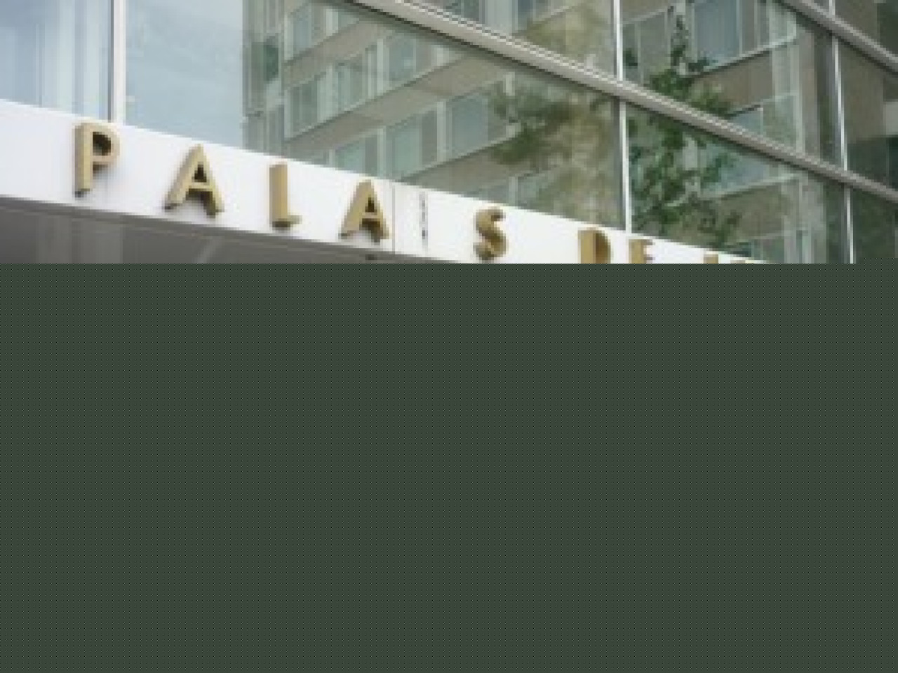 Relaxe pour le dessinateur Sin&eacute; 