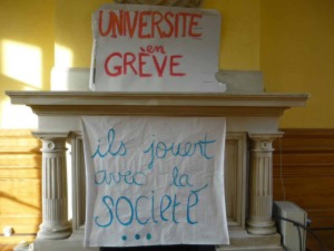 Soir&eacute;e agit&eacute;e &agrave; Lyon II