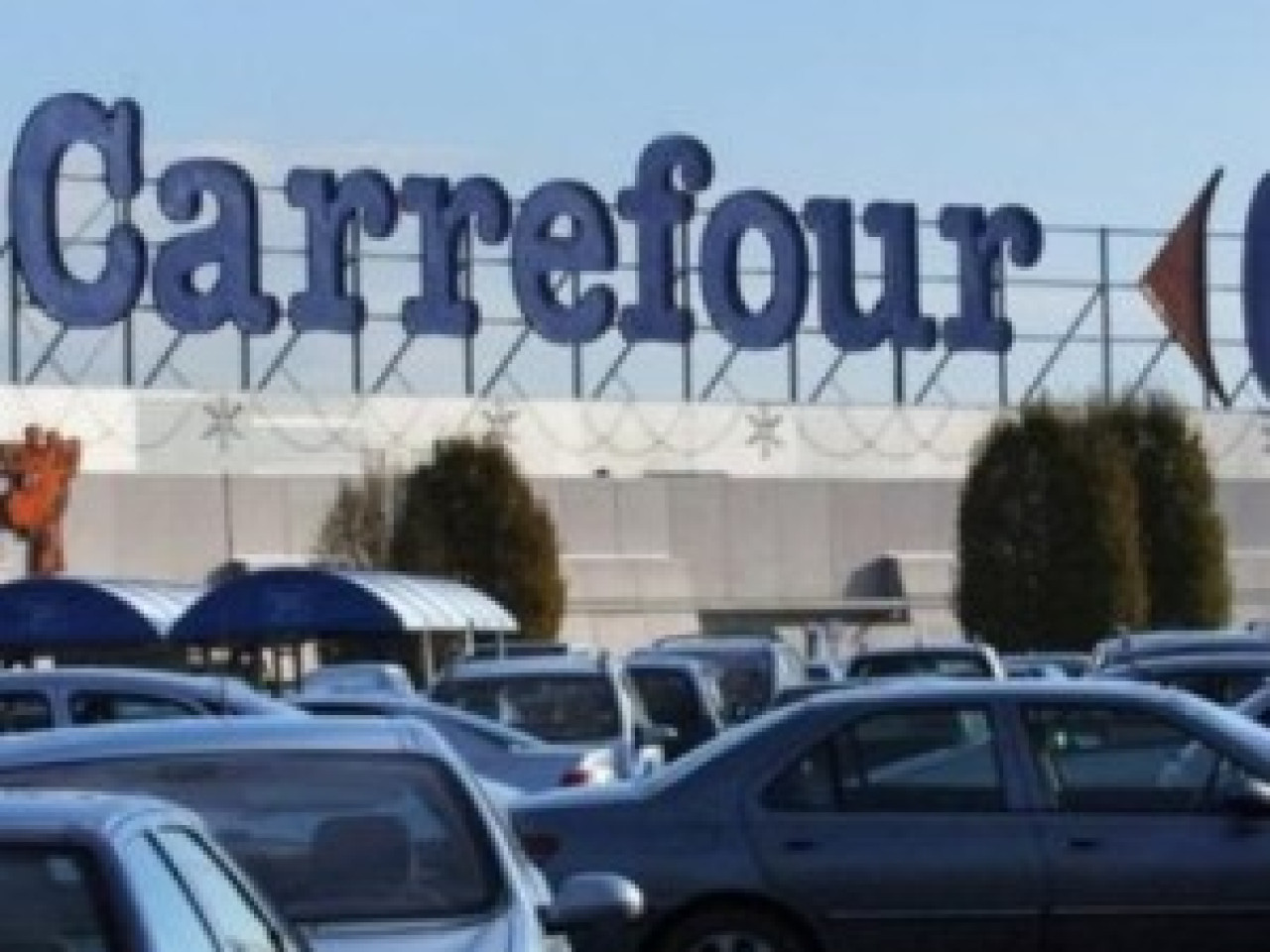 Un incendie au Carrefour de Bourg-en-Bresse
