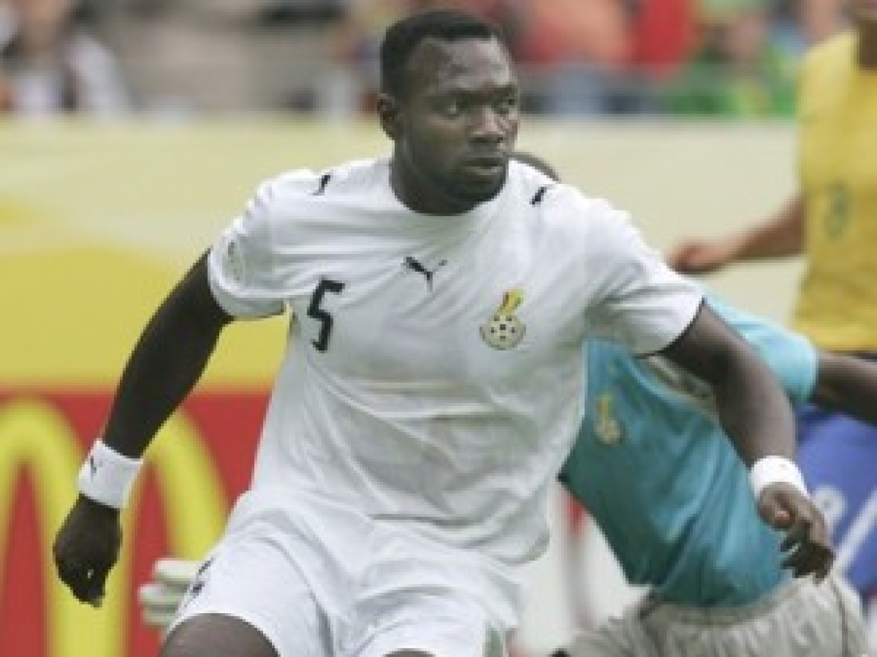 Un match de suspension pour John Mensah