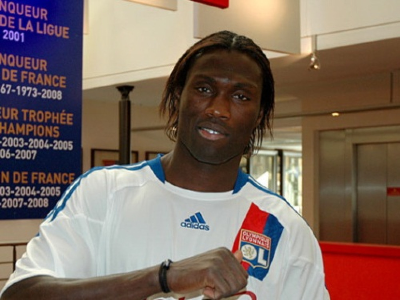 Un renfort d&eacute;fensif pour l&rsquo;OL