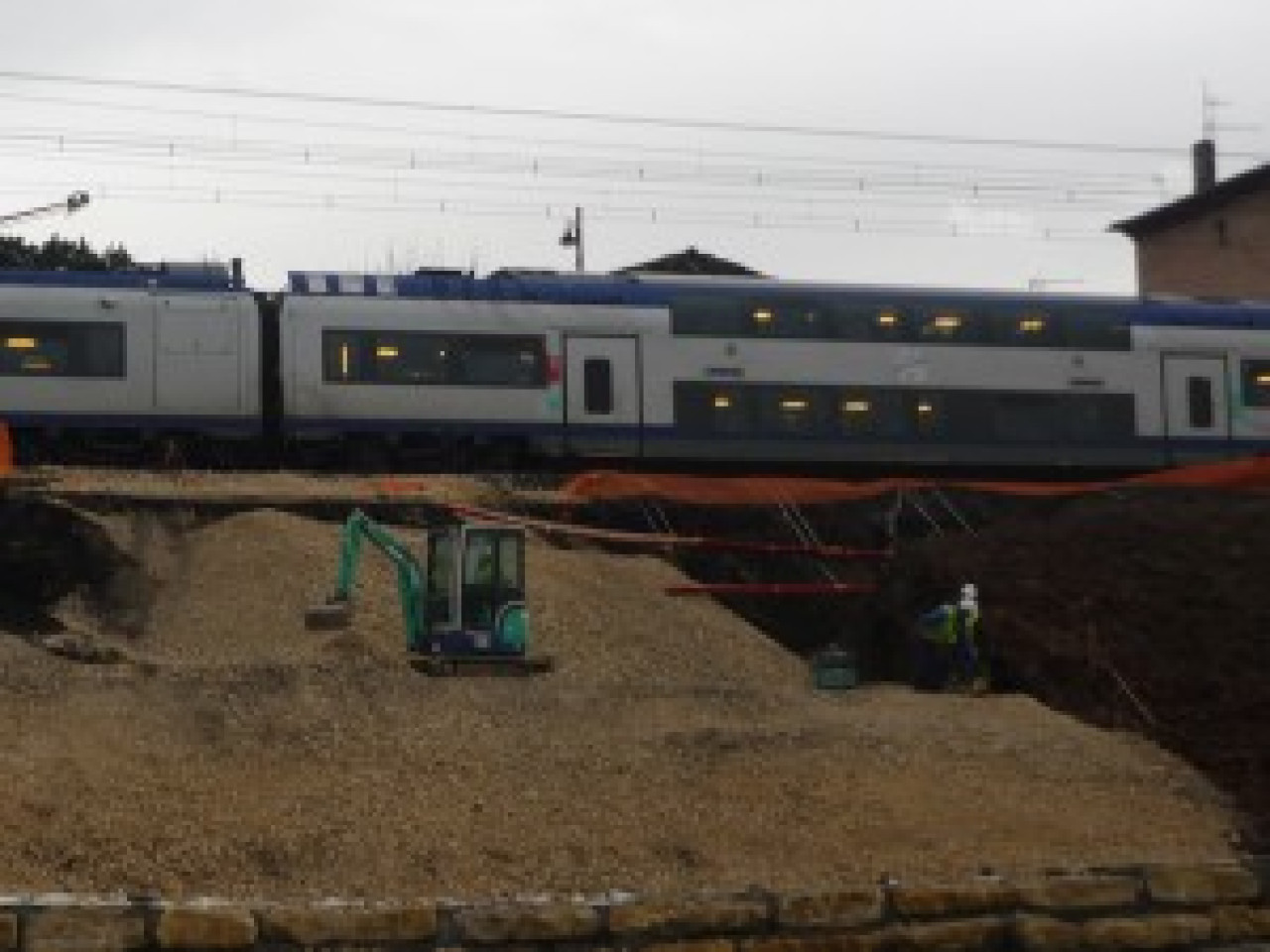 Un suicide dimanche sur la ligne TGV Grenoble-Lyon Un suicide dimanche sur la ligne TGV Grenoble-Lyon