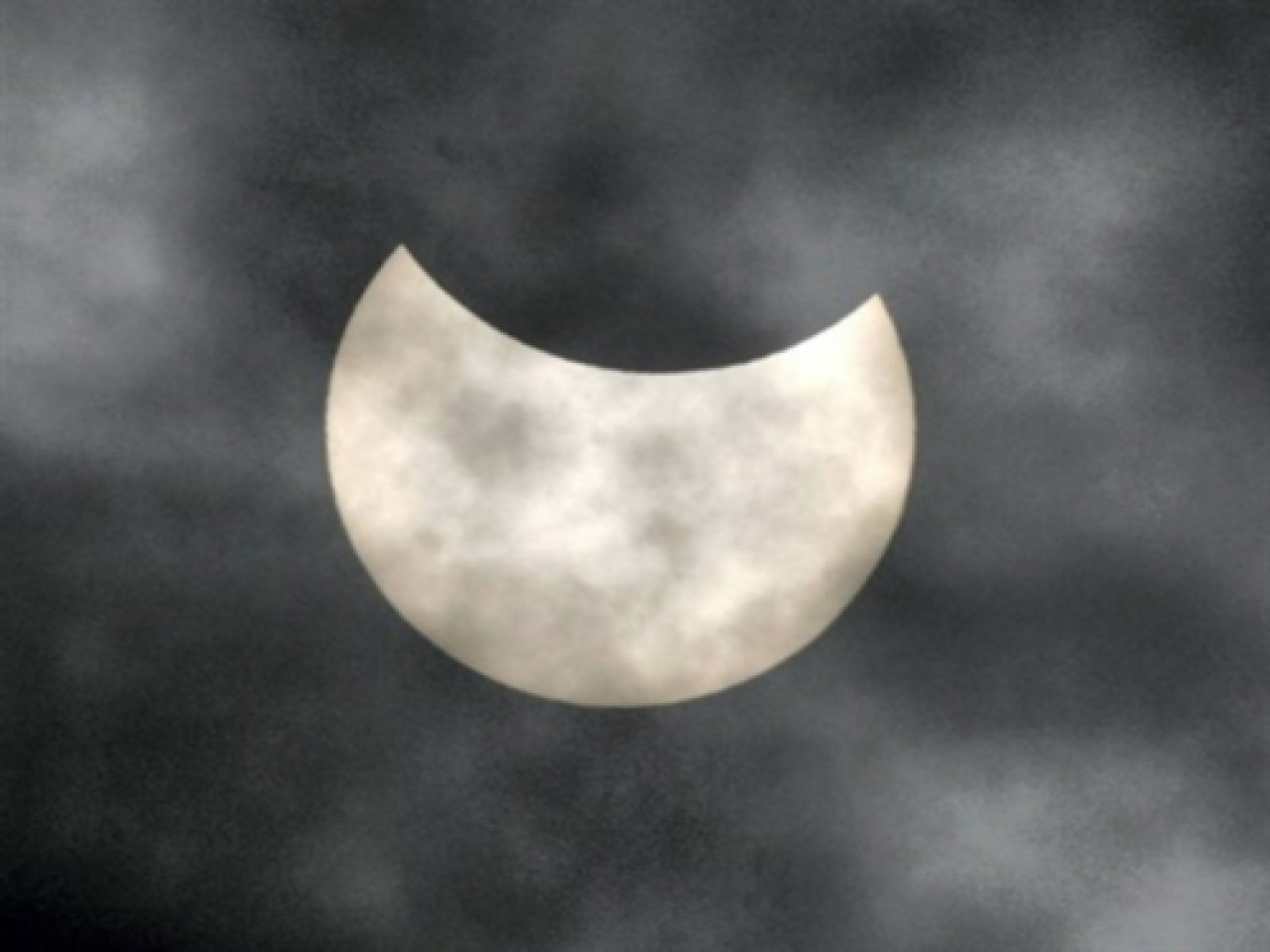 Une éclipse solaire partielle va se dérouler mardi matin au-dessus de nos têtes Une éclipse solaire partielle va se dérouler mardi matin au-dessus de nos têtes