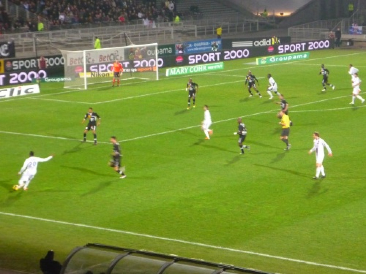 Une défaite à Sochaux qui ralentit l'OL Une défaite à Sochaux qui ralentit l'OL