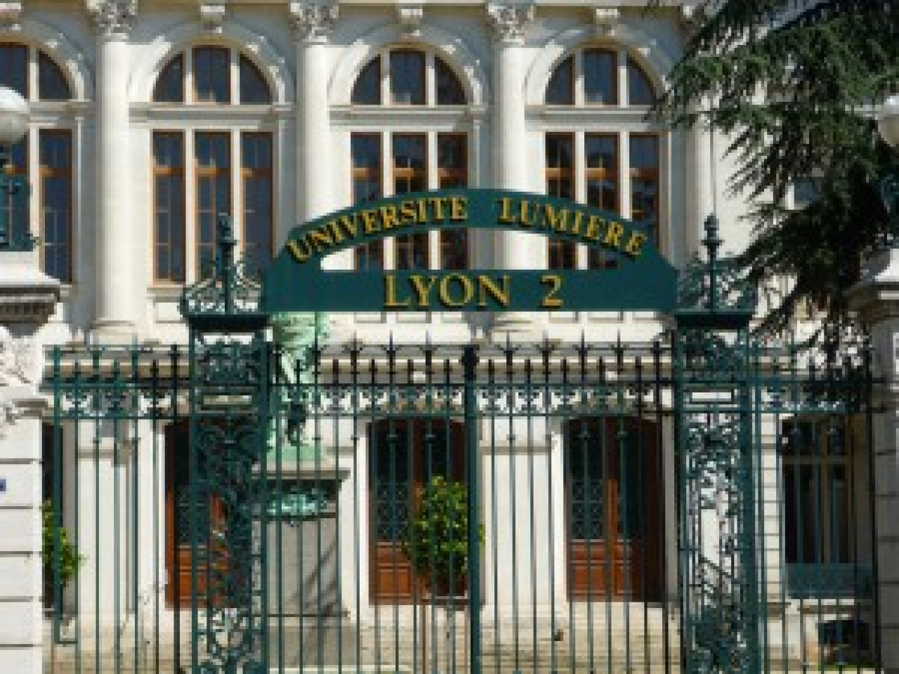 Une réunion entre le Grand Lyon et l'Université de Lyon Une réunion entre le Grand Lyon et l'Université de Lyon