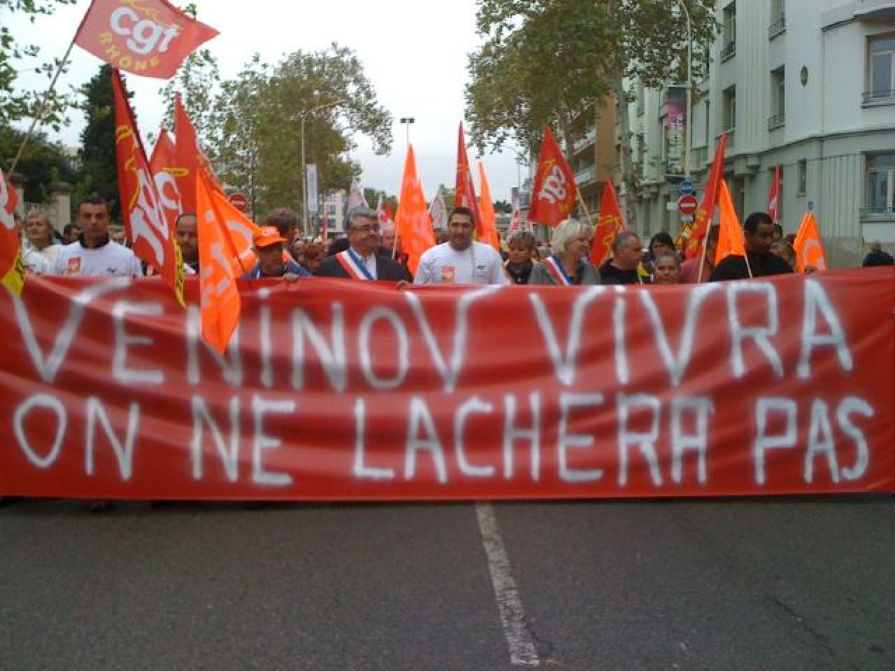 Veninov sauvé jeudi soir? Veninov sauvé jeudi soir?