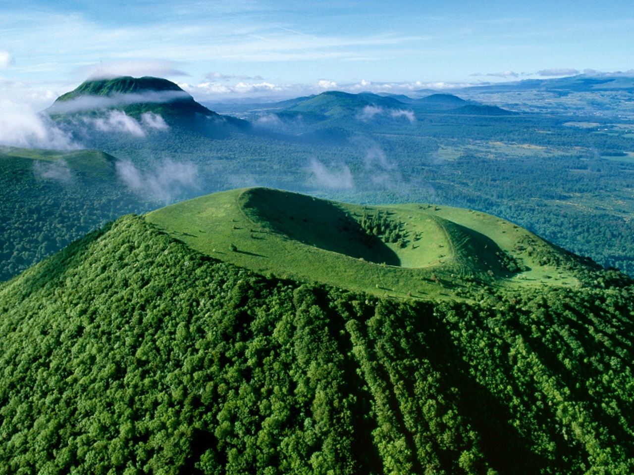 6e du top 10 mondial des destinations, l'Auvergne peut-elle booster le tourisme de la future r&eacute;gion ?