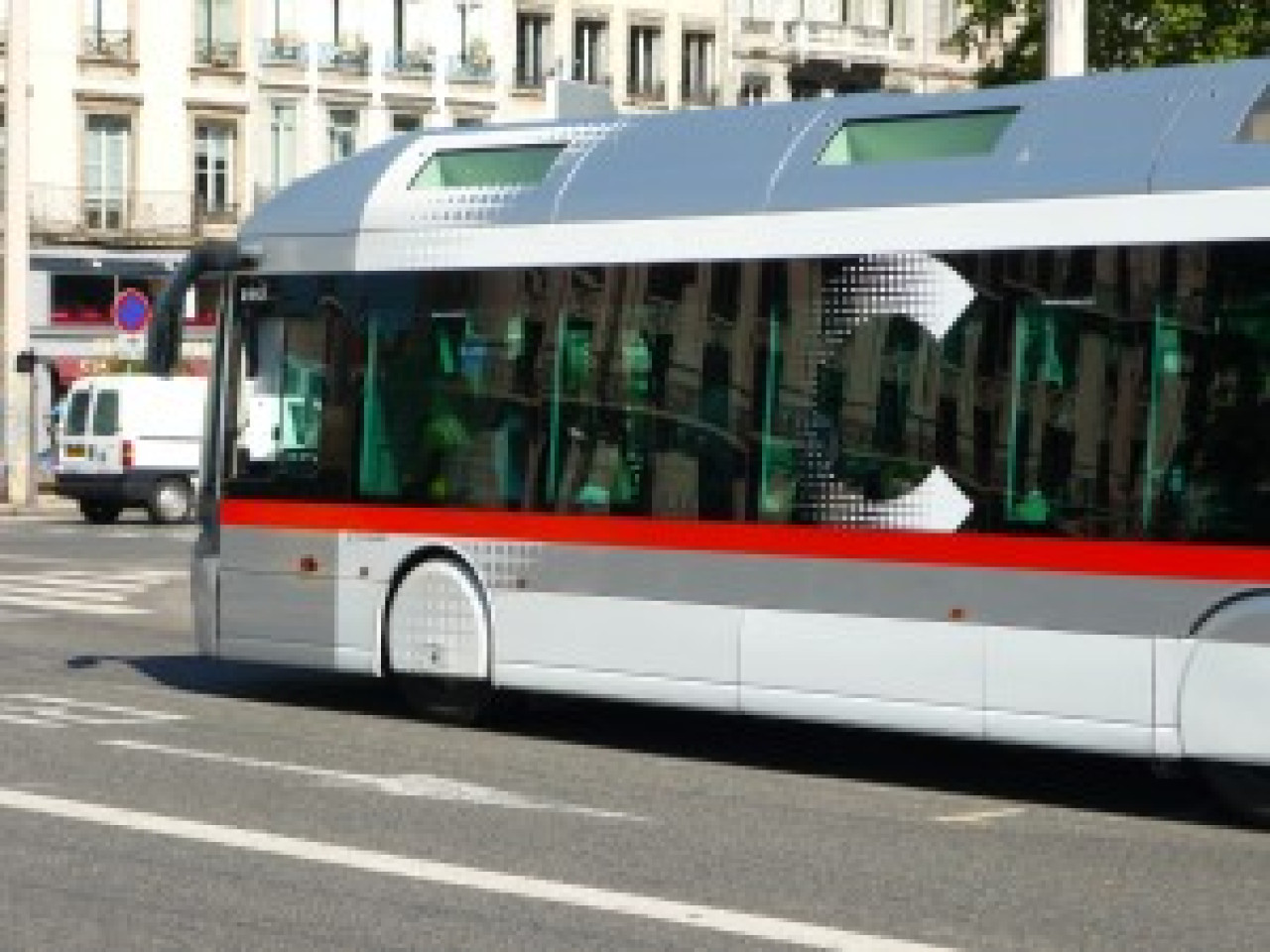 Lyon : un chauffeur de bus victime d&rsquo;un incendie criminel