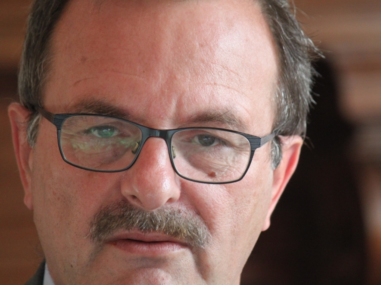 Jean-François Carenco présente ses excuses au président du conseil général Jean-François Carenco présente ses excuses au président du conseil général