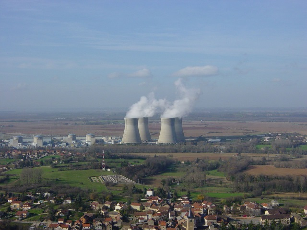 De l’huile non-radioactive déversée dans le Rhône par la centrale du Bugey