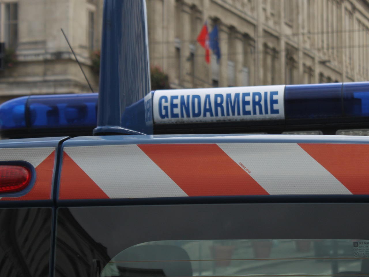 Disparu depuis lundi en Isère, un jeune de 13 ans retrouvé dans le Rhône Disparu depuis lundi en Isère, un jeune de 13 ans retrouvé dans le Rhône