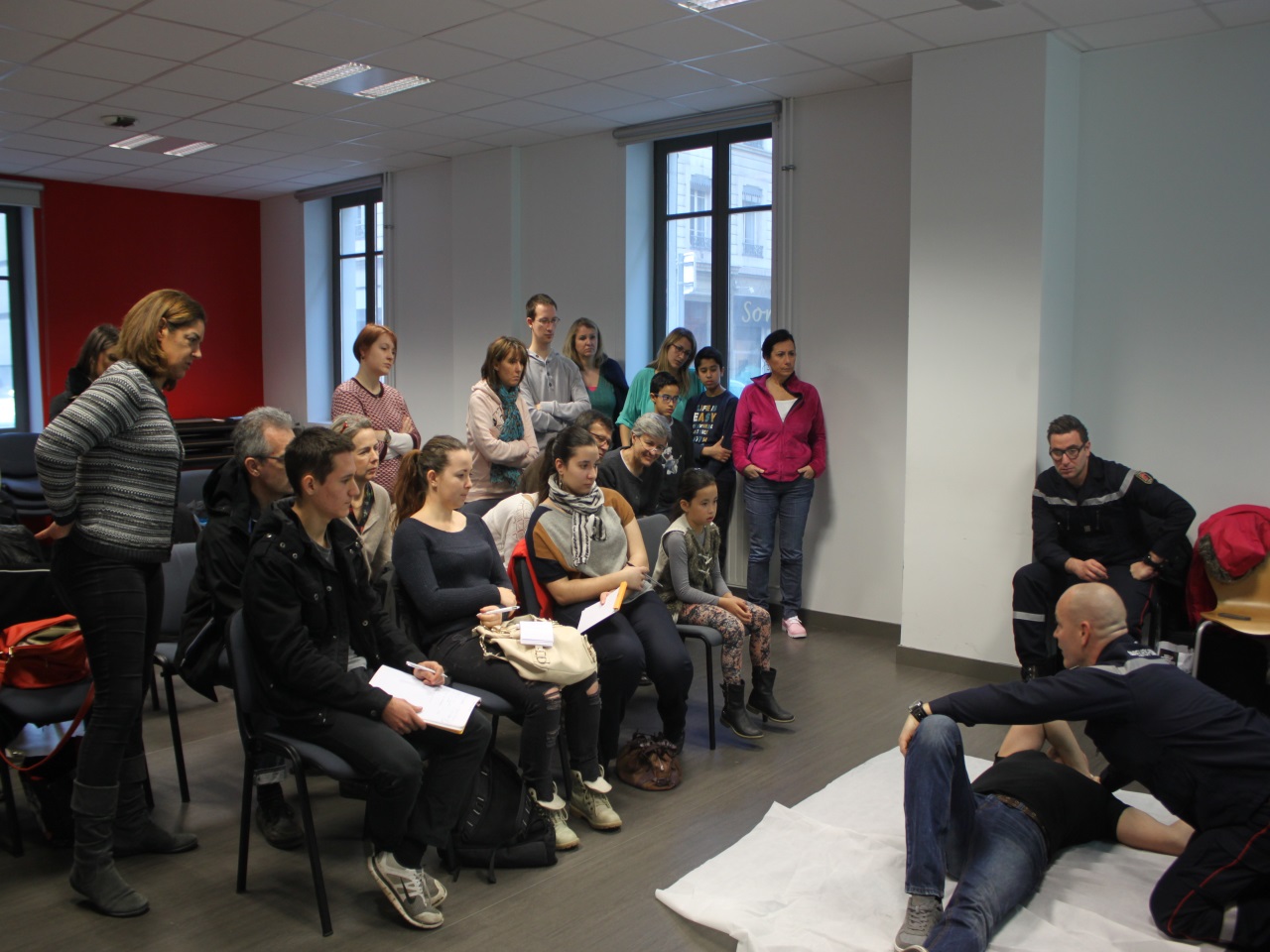 Sensibilisation aux gestes qui sauvent &agrave; Lyon : "imaginons le pire pour s&rsquo;y pr&eacute;parer"