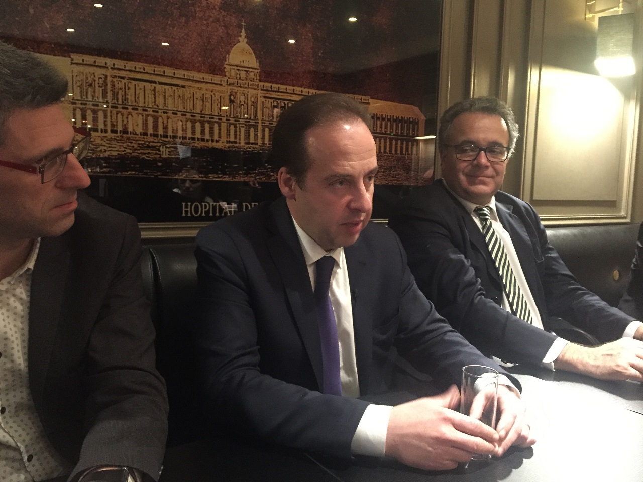 Jean-Christophe Lagarde (UDI) à Lyon : "Le gouvernement est le placement des petits copains" Jean-Christophe Lagarde (UDI) à Lyon : "Le gouvernement est le placement des petits copains"