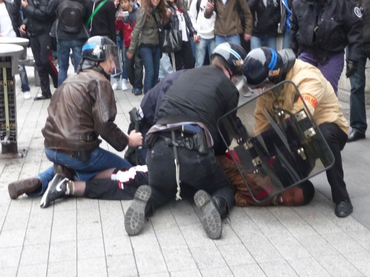 L'interpellation avait dégénéré : trois jeunes présentés au parquet mercredi L'interpellation avait dégénéré : trois jeunes présentés au parquet mercredi