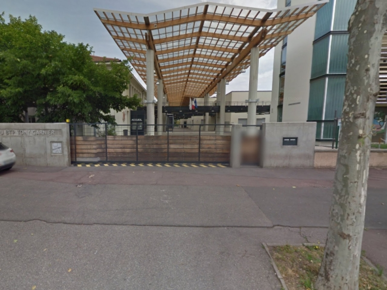 Bron : le personnel du lycée Tony Garnier de nouveau en grève pour soutenir une collègue victime d’antisémitisme