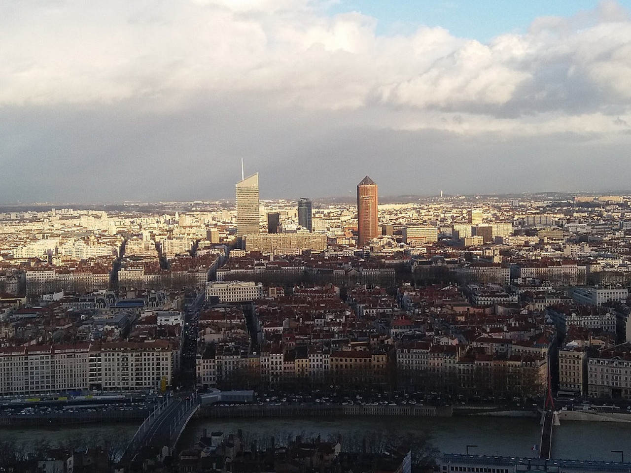 Dépôts de brevets : Auvergne-Rhône-Alpes sur la deuxième marche du podium en France