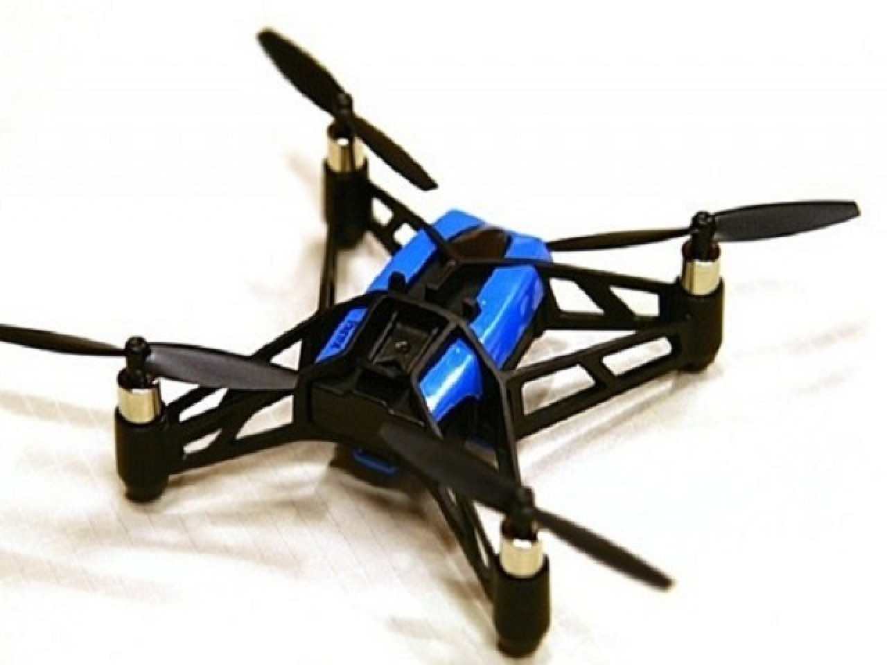 Parrot et ses objets connect&eacute;s s&rsquo;installe sur un stand &eacute;ph&eacute;m&egrave;re &agrave; la Part-Dieu