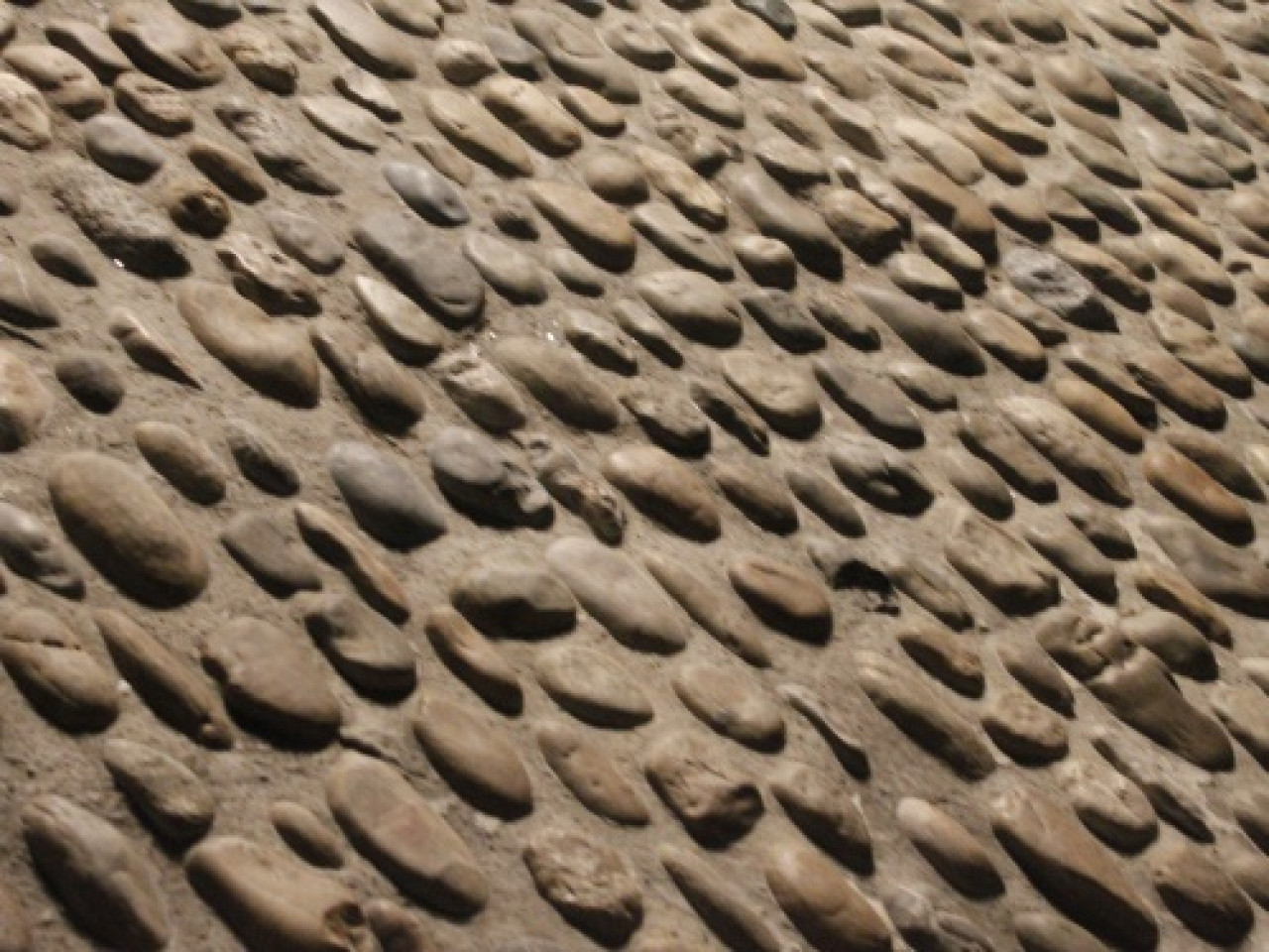 Il menace son ex-petite amie de 15 ans sa cadette