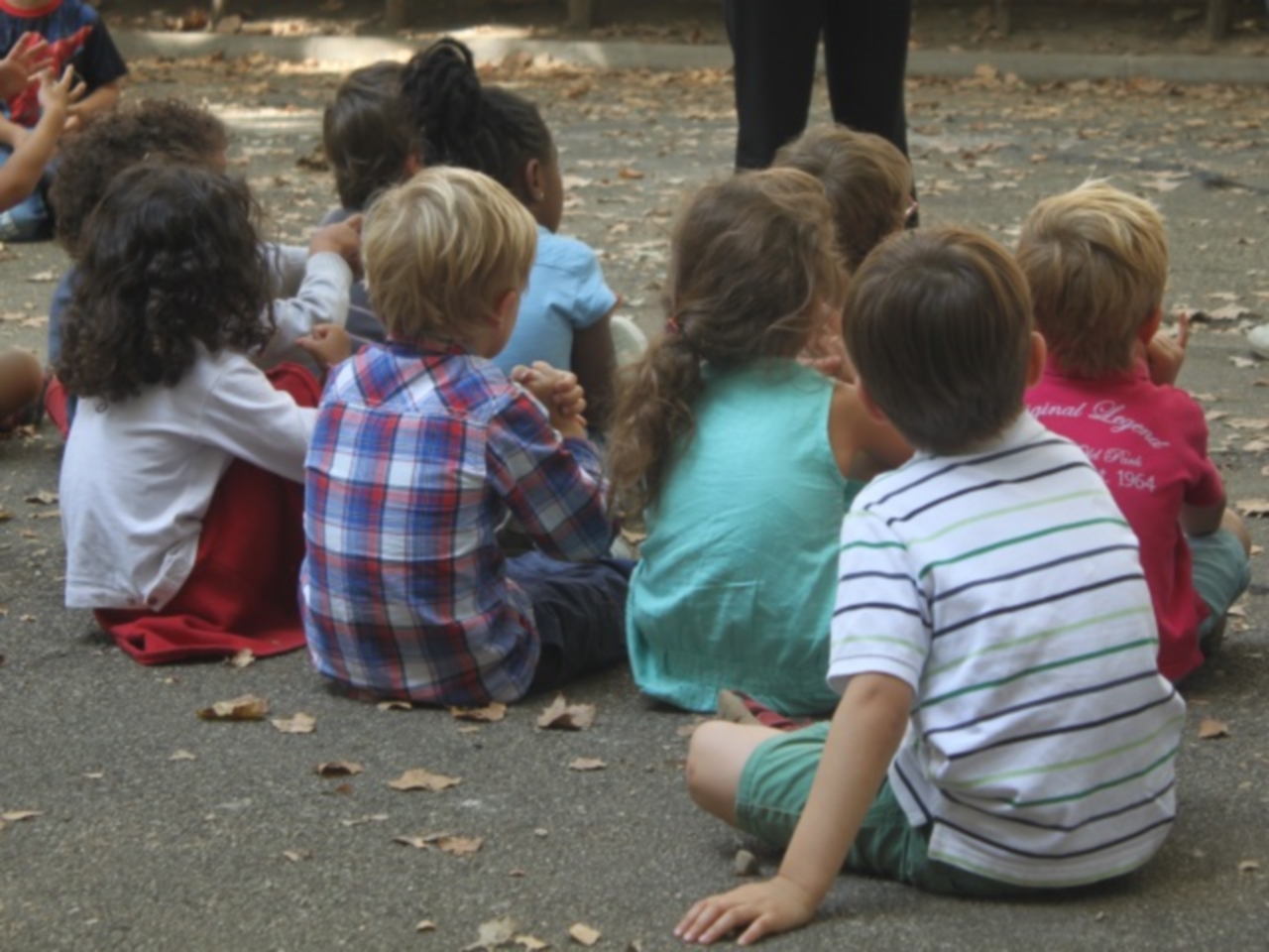 Lyon : une directrice d’école abandonne un enfant dans un square car ses parents ont du retard Lyon : une directrice d’école abandonne un enfant dans un square car ses parents ont du retard