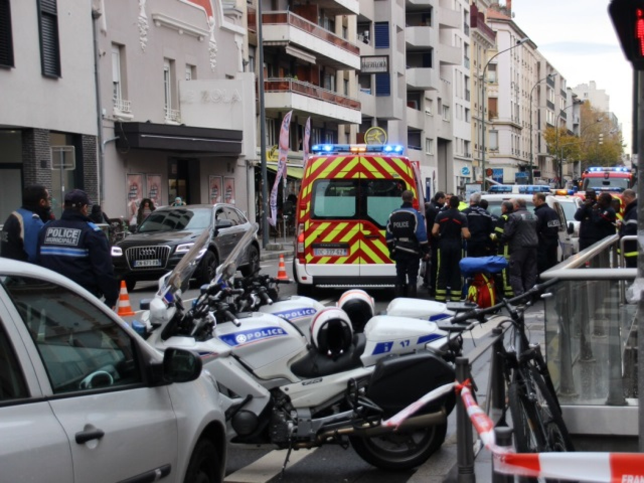 Une campagne TCL pour rappeler les consignes de sécurité Une campagne TCL pour rappeler les consignes de sécurité