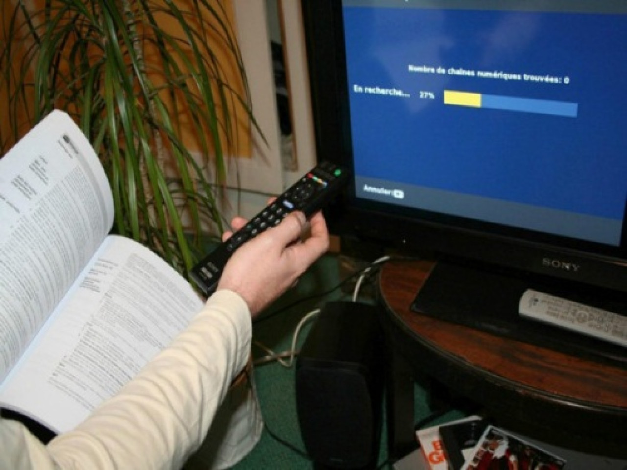 Nouvelles chaînes de la TNT : le déploiement suspendu en Rhône-Alpes ! Nouvelles chaînes de la TNT : le déploiement suspendu en Rhône-Alpes !