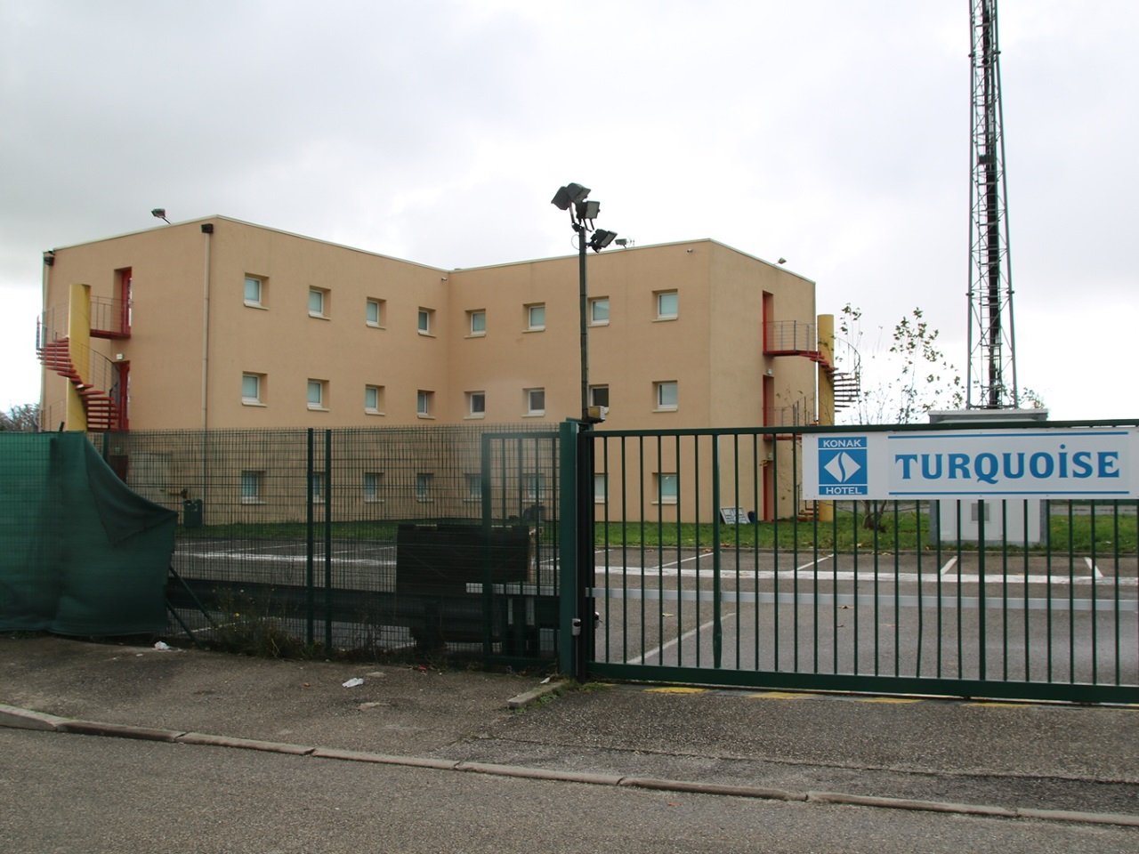 Etat d'urgence : le gérant de l'hôtel Turquoise perquisitionné veut porter plainte Etat d'urgence : le gérant de l'hôtel Turquoise perquisitionné veut porter plainte