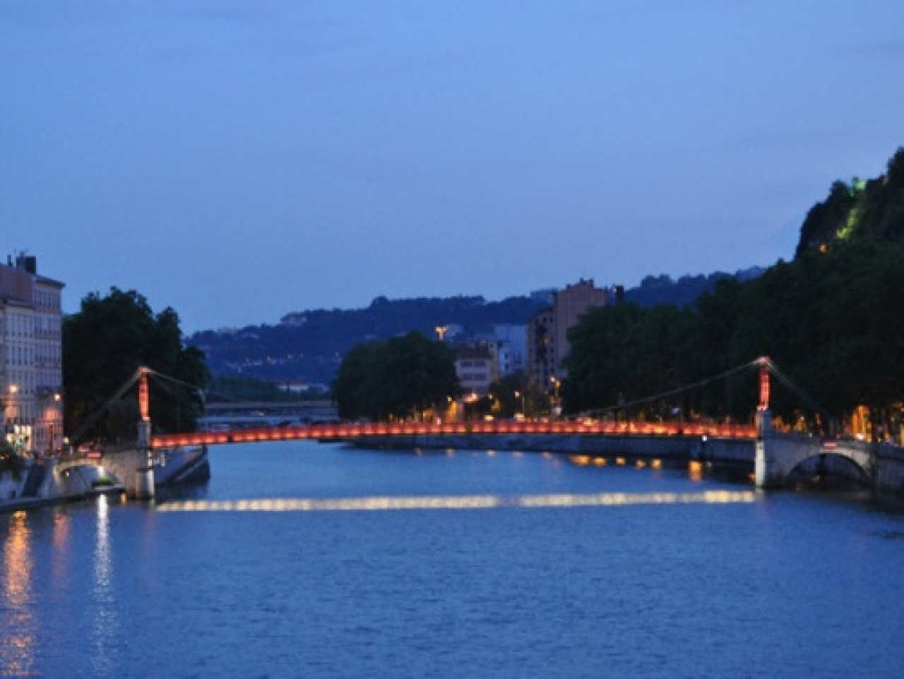 La Saône a tué à Lyon La Saône a tué à Lyon