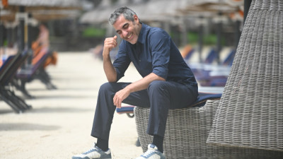 Ary Abittan revient à Lyon avec Authentique, un spectacle de reconstruction | mLyon