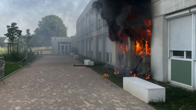 Incendie d'une école à Meyzieu : placés sous contrôle judiciaire, les deux suspects de 13 ans jugés prochainement | mLyon
