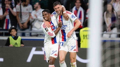 Lyon renverse Rennes et conforte sa 3e place (4-2) | mLyon