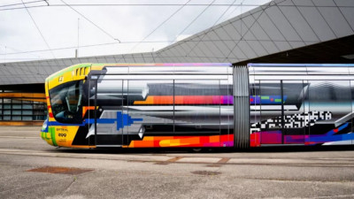 Lyon : une nouvelle oeuvre de street-art sur un tramway | mLyon