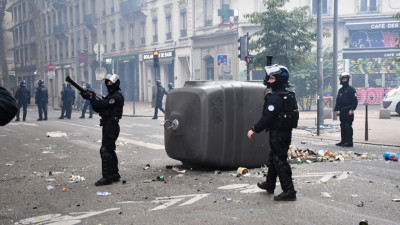 Manifestation du 24 octobre à Lyon : 10 000 personnes mobilisées, des affrontements à Jean-Macé et Saxe-Gambetta | mLyon